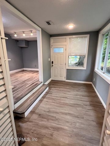 5350 NEWCOMBE Road, Jacksonville, FL 32209