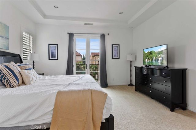 95 hanging garden, Irvine, CA 92620