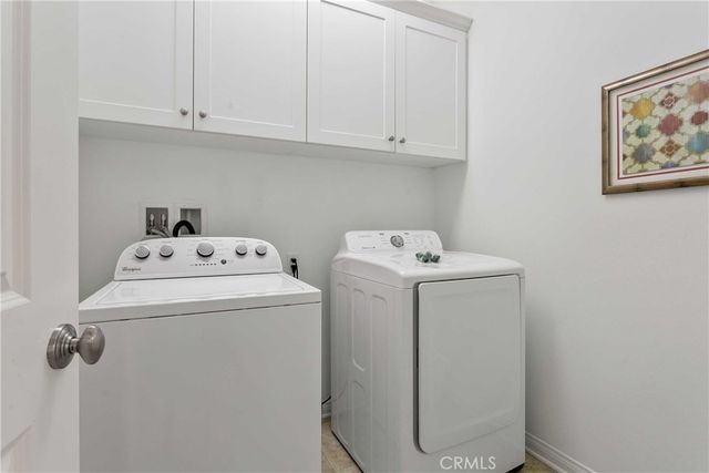 95 hanging garden, Irvine, CA 92620