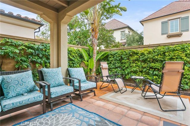 95 hanging garden, Irvine, CA 92620