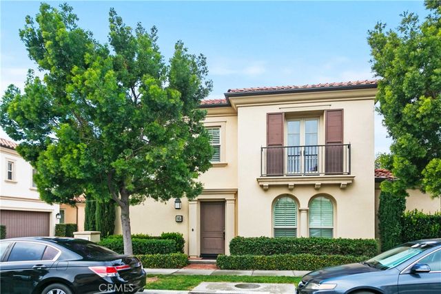 95 hanging garden, Irvine, CA 92620
