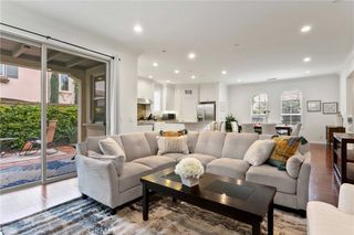 95 hanging garden, Irvine, CA 92620