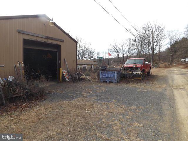 6 E ELDA AVE, Schuylkill Haven, PA 17972