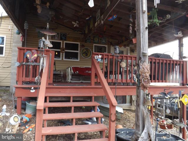 6 E ELDA AVE, Schuylkill Haven, PA 17972