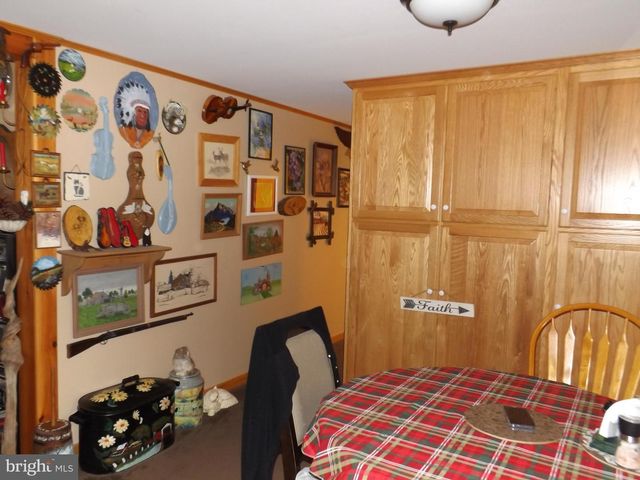 6 E ELDA AVE, Schuylkill Haven, PA 17972