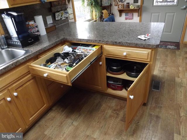 6 E ELDA AVE, Schuylkill Haven, PA 17972