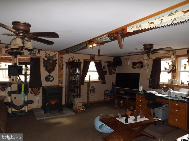 6 E ELDA AVE, Schuylkill Haven, PA 17972