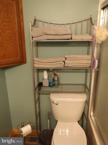 6 E ELDA AVE, Schuylkill Haven, PA 17972