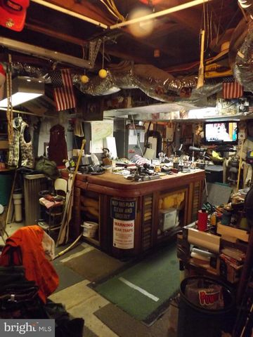 6 E ELDA AVE, Schuylkill Haven, PA 17972