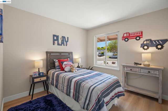 36294 Darvon St, Newark, CA 94560