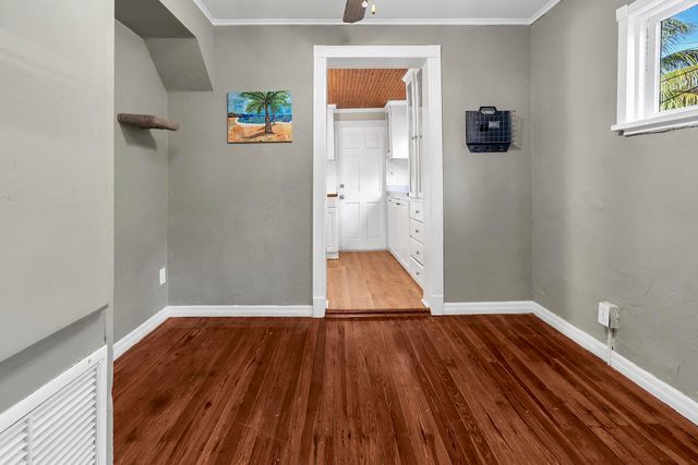 421 S L Street, Lake Worth Beach, FL 33460