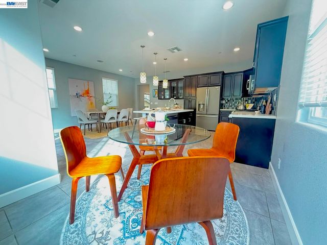 408 Colina Way, El Sobrante, CA 94803