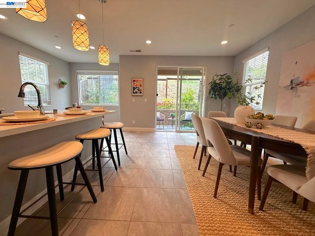 408 Colina Way, El Sobrante, CA 94803