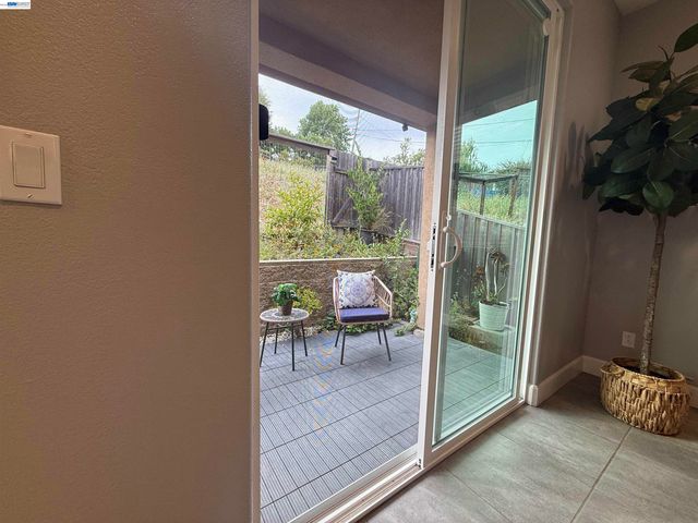 408 Colina Way, El Sobrante, CA 94803