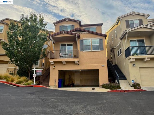 408 Colina Way, El Sobrante, CA 94803
