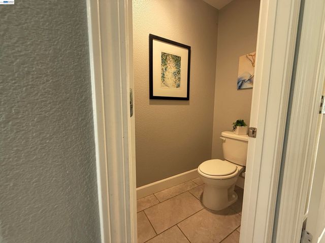 408 Colina Way, El Sobrante, CA 94803