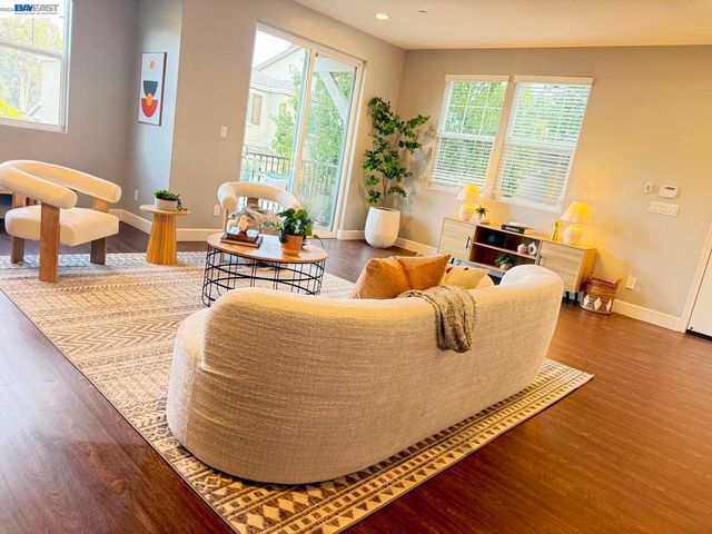 408 Colina Way, El Sobrante, CA 94803