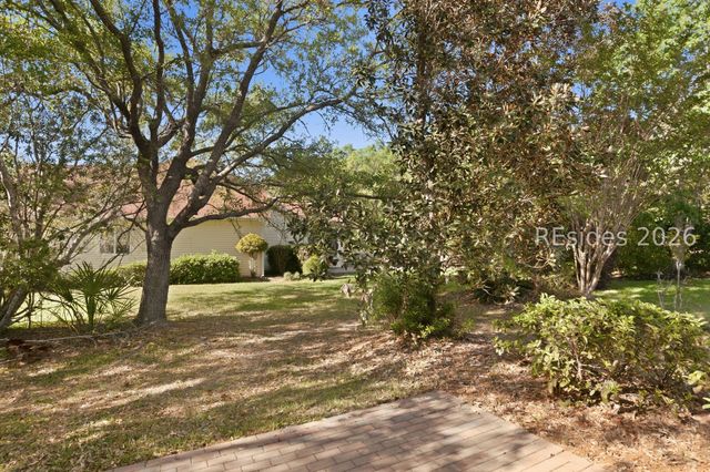 1 Fickling Ct, Bluffton, SC 29909
