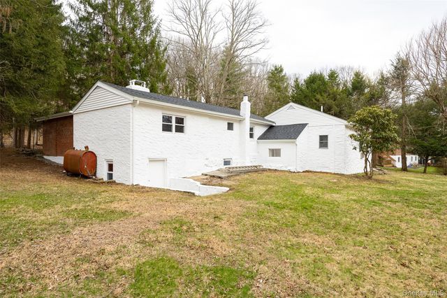 19 Creek Bend Road, Hopewell Junction, NY 12533