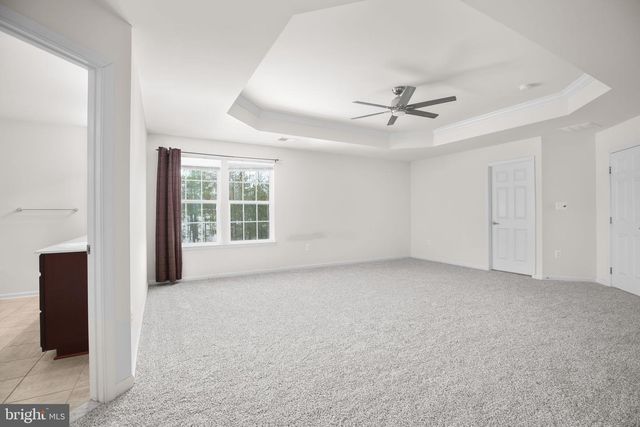 5825 DEEP CREEK DR, Fredericksburg, VA 22407