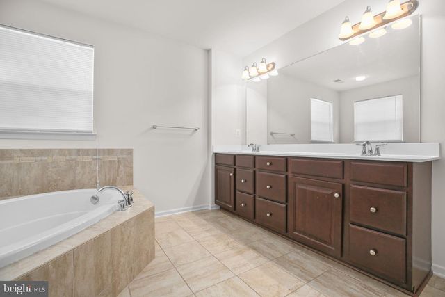 5825 DEEP CREEK DR, Fredericksburg, VA 22407