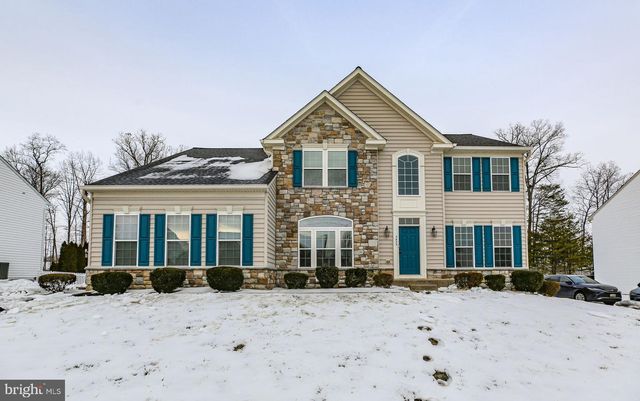 5825 DEEP CREEK DR, Fredericksburg, VA 22407