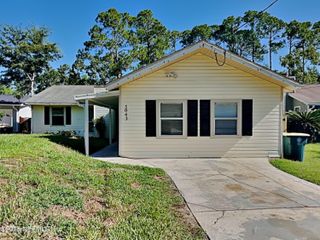 5043 TAN Street, Jacksonville, FL 32258