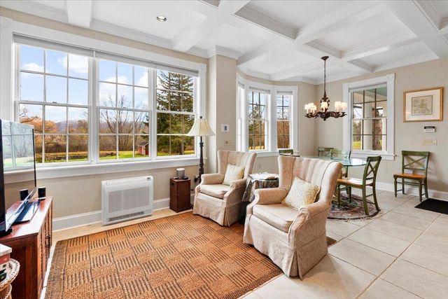 16 West Road, Bennington, VT 05201