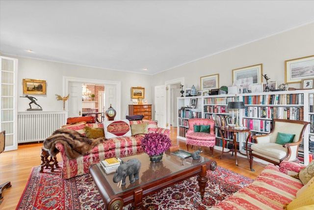 16 West Road, Bennington, VT 05201