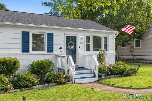 1307 Enon AVE, Chester, VA 23836