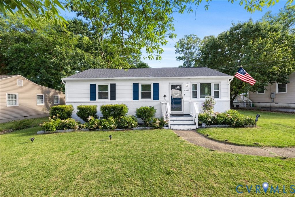 1307 Enon AVE, Chester, VA 23836