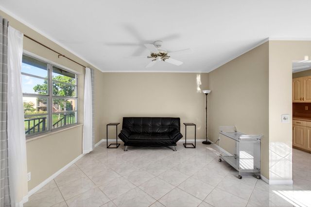 95 Burgundy B, Delray Beach, FL 33484