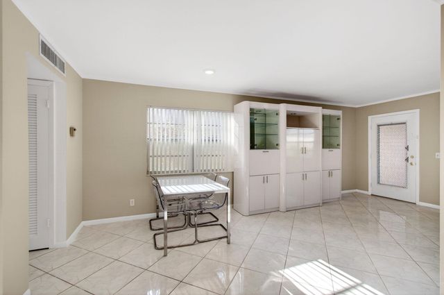 95 Burgundy B, Delray Beach, FL 33484