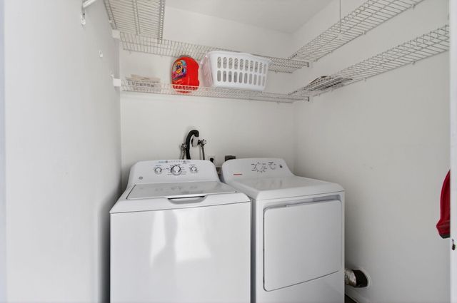 95 Burgundy B, Delray Beach, FL 33484