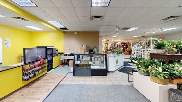 236 E Wayne Street, Fort Wayne, IN 46802