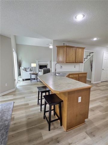 7117 McCoy Street, Shawnee, KS 66227