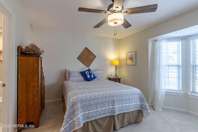 3327 LIGHTHOUSE POINT Lane, Jacksonville, FL 32250