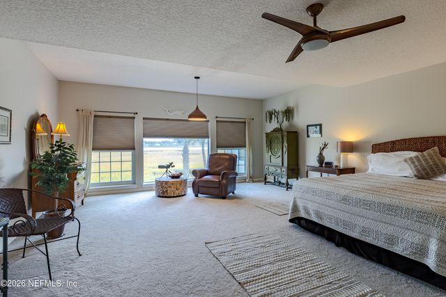 3327 LIGHTHOUSE POINT Lane, Jacksonville, FL 32250