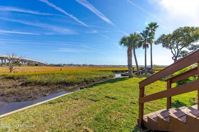 3327 LIGHTHOUSE POINT Lane, Jacksonville, FL 32250