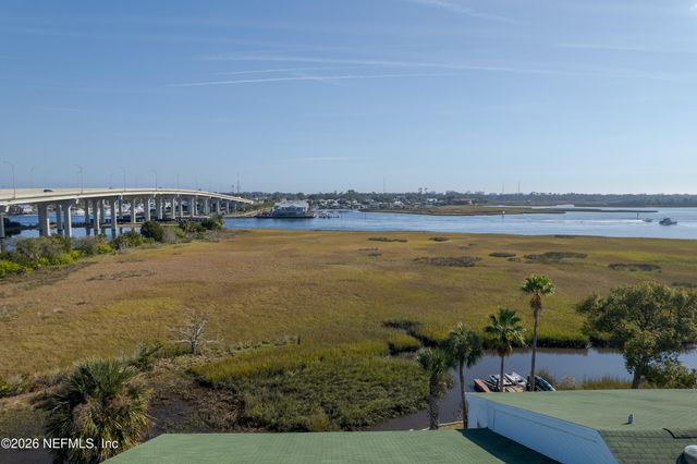 3327 LIGHTHOUSE POINT Lane, Jacksonville, FL 32250