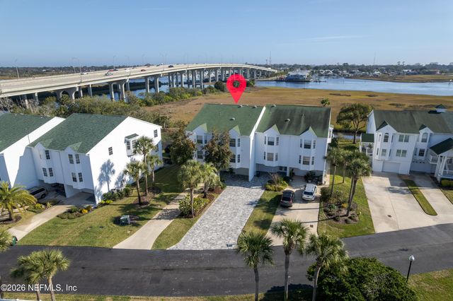 3327 LIGHTHOUSE POINT Lane, Jacksonville, FL 32250