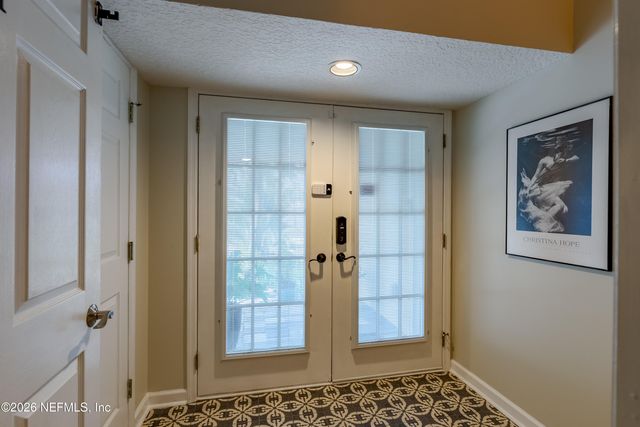 3327 LIGHTHOUSE POINT Lane, Jacksonville, FL 32250