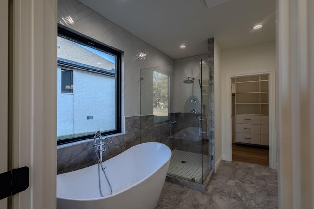 2157 North Silver Charm Avenue, Springfield, MO 65802