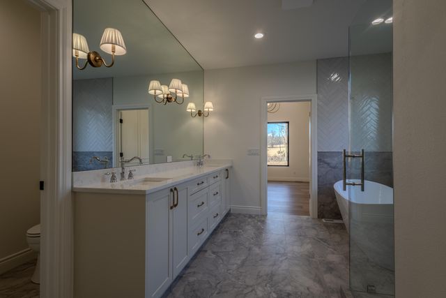 2157 North Silver Charm Avenue, Springfield, MO 65802