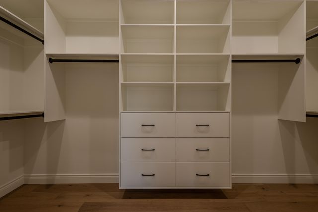 2157 North Silver Charm Avenue, Springfield, MO 65802