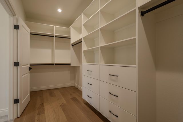 2157 North Silver Charm Avenue, Springfield, MO 65802