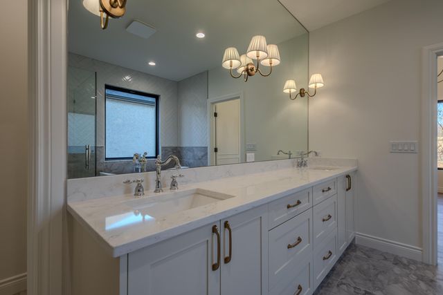 2157 North Silver Charm Avenue, Springfield, MO 65802