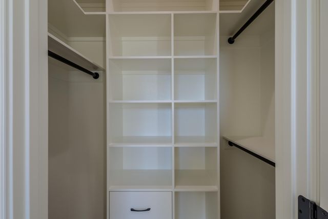 2157 North Silver Charm Avenue, Springfield, MO 65802