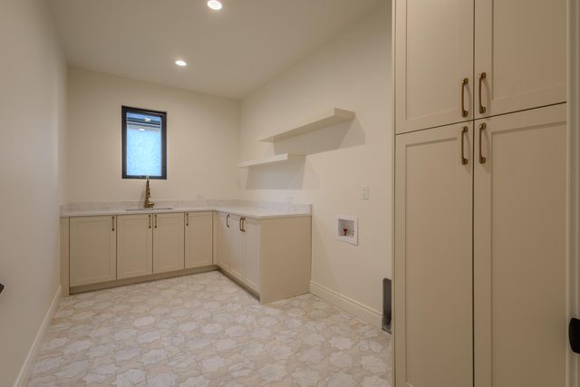 2157 North Silver Charm Avenue, Springfield, MO 65802