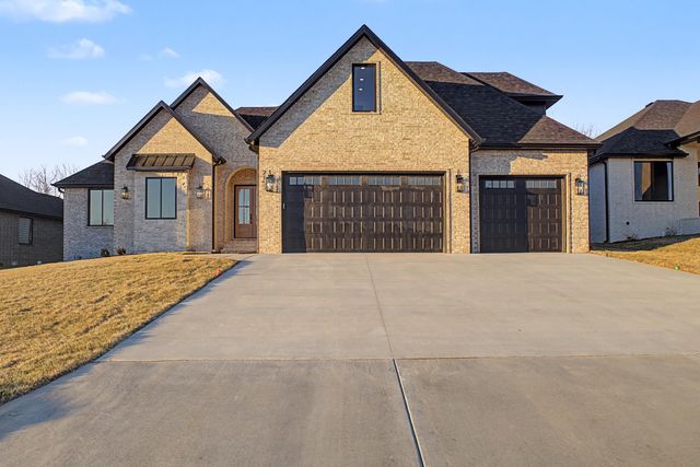 2157 North Silver Charm Avenue, Springfield, MO 65802